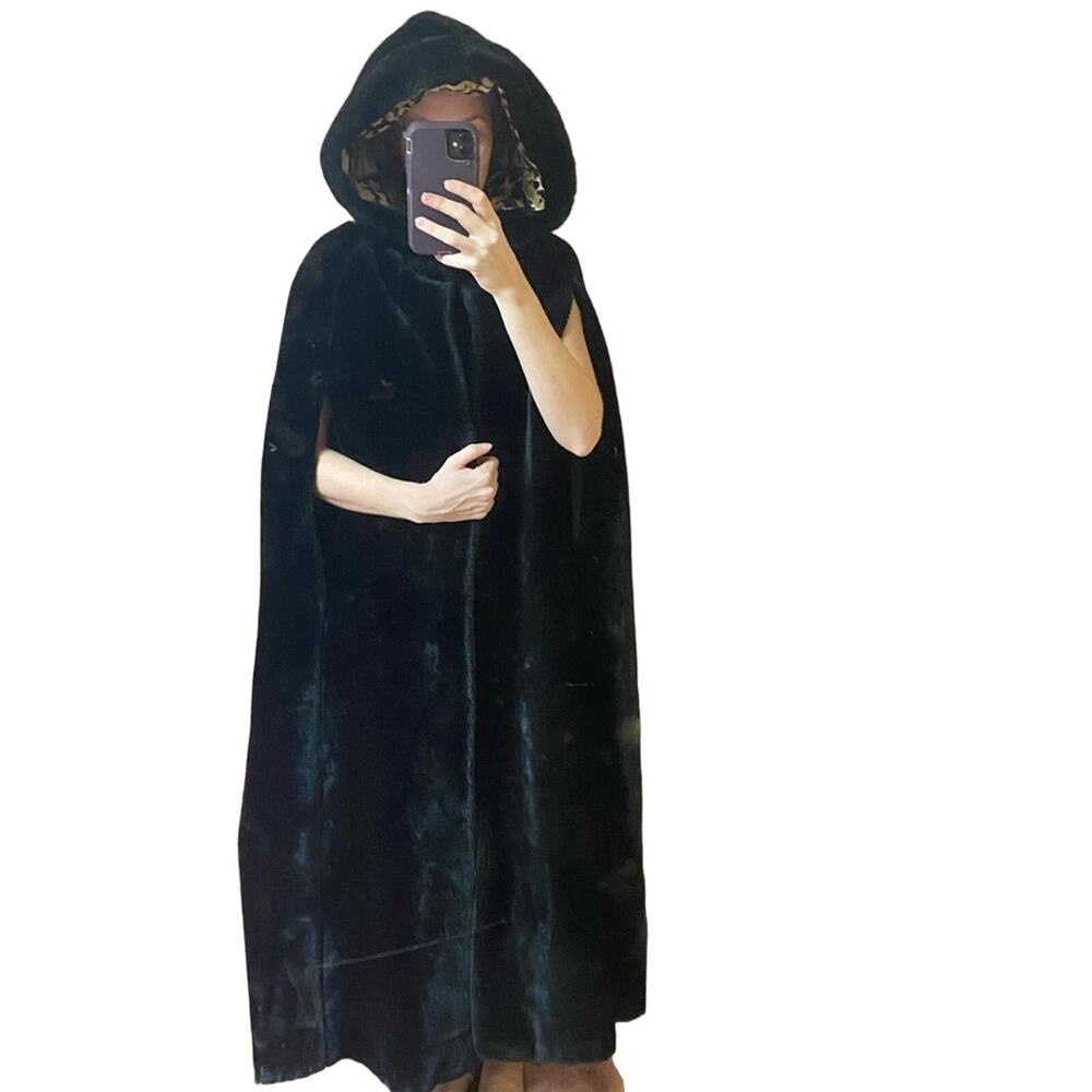 Vintage Velvet Hooded Opera Coat/ Cape